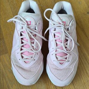 KD Custom Sneakers Pink Men’s 6-daughter wore for indoor volleyball